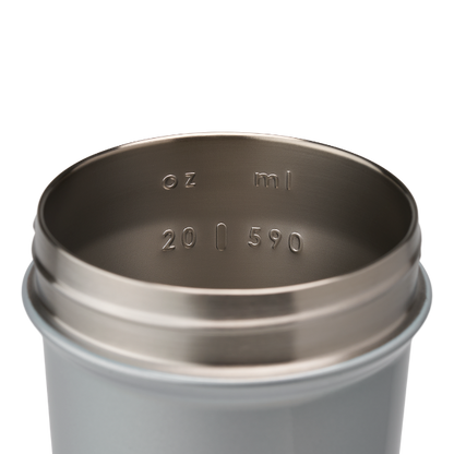 The Shaker Club - Stainless Sleek Studio 9-0047